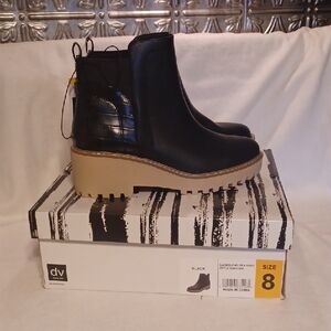 DV by Dolce Vita Black and Tan Ankle Boots Size 8